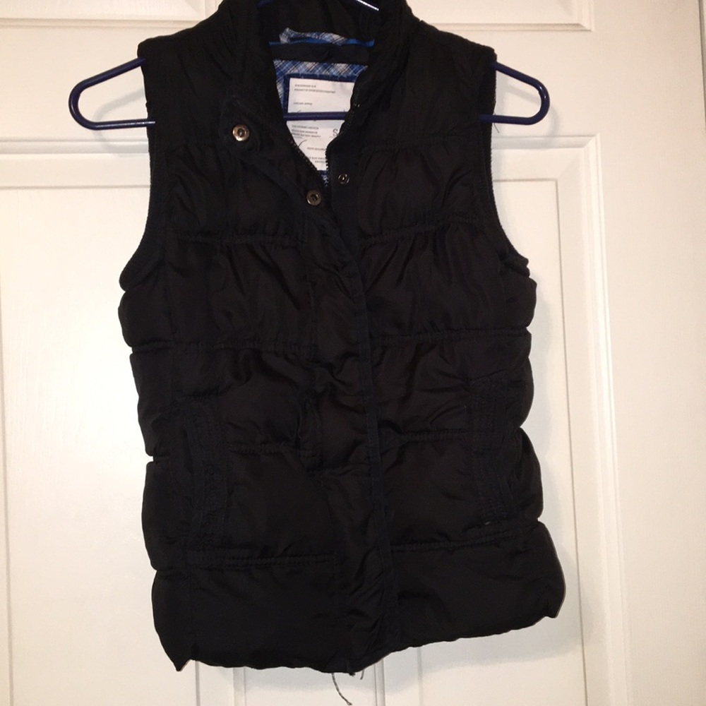 Aeropostale vest